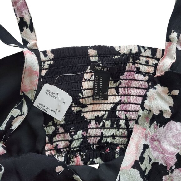 NWT FOREVER 21 FLORAL PRINT CROP TOP MED. - Picture 4 of 6